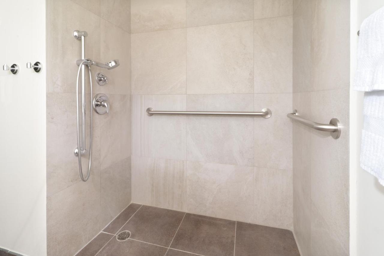 Candlewood Suites - Celaya By Ihg Экстерьер фото