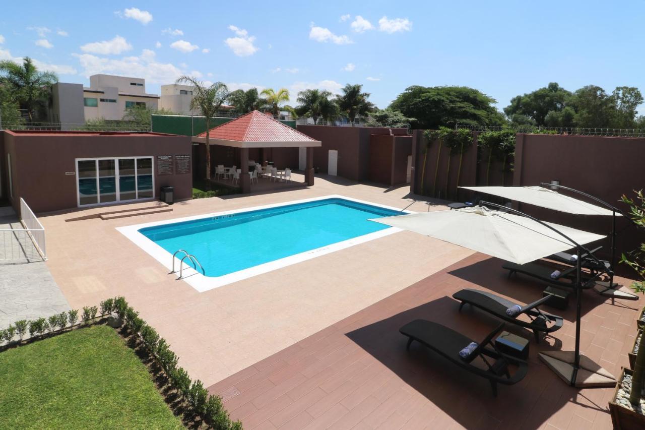 Candlewood Suites - Celaya By Ihg Экстерьер фото